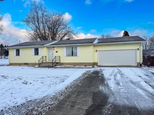 35 W Mound St, Fredericktown, OH, 43019-9122 | Card Image