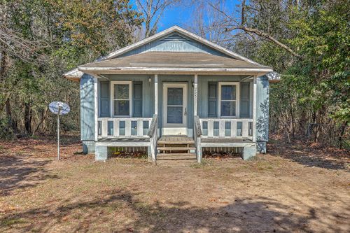 225 Reardon St, Manning, SC, 29102-3628 | Card Image