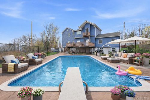 66 Thiells Mount Ivy Rd, Pomona, NY, 10970-3703 | Card Image