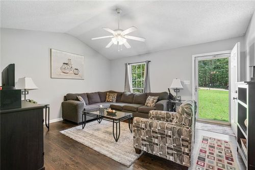 3646 Greencrest Rd, Gainesville, GA, 30506-2029 | Card Image