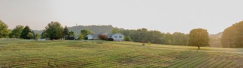 3394 Camille Rd Sw, Sherrodsville, OH, 44675-9708 | Card Image