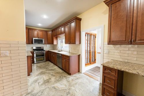49 Spring Valley Rd, Ossining, NY, 10562-2001 | Card Image