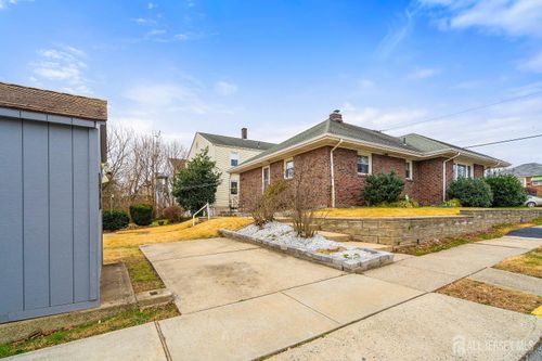 654 Colgate Ave, Perth Amboy, NJ, 08861-2322 | Card Image