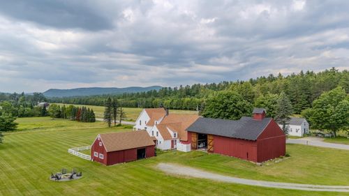 1366 Easton Rd, Franconia, NH, 03580-5111 | Card Image