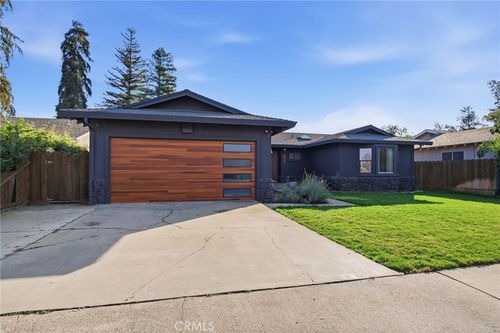 680 Sherri Way, Turlock, CA, 95382-1229 | Card Image