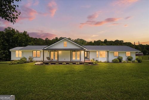 330 Sandy Lake Cir, Fayetteville, GA, 30214-4103 | Card Image