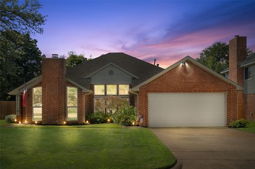 3409 Spring Willow Dr, Grapevine, TX, 76051-6517 | Card Image