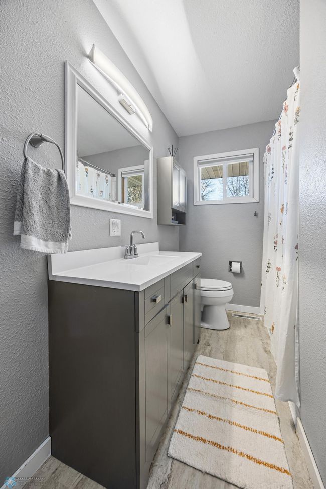 Bathroom | Image 18