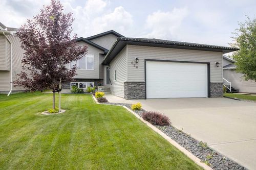626 Spruce Dr, Coalhurst, AB, T0L0V2 | Card Image