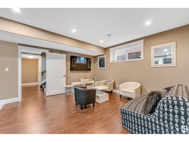 16756 60 St Nw, House other with 5 bedrooms, 4 bathrooms and null parking in Edmonton AB | Image 53