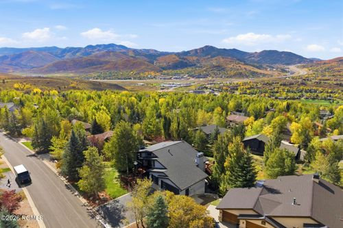 9081 Daybreaker Dr, Park City, UT, 84098-5821 | Card Image