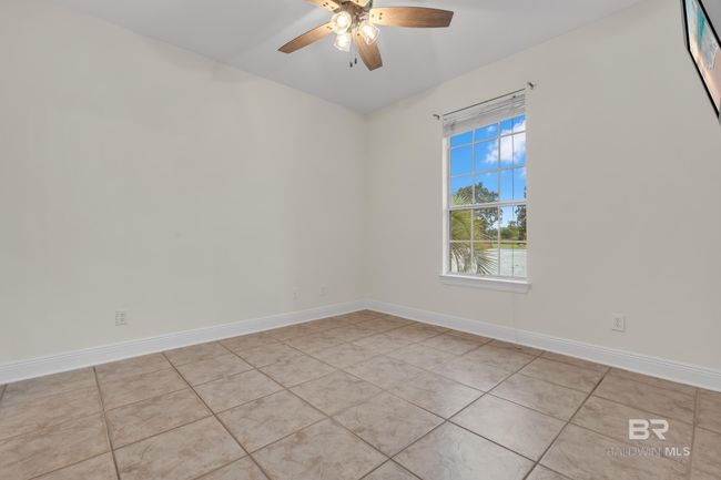 Guest Bedroom 2 | Image 36