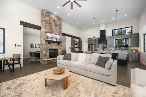 801 Overlook Dr, Granby, CO, 80446-5053 | Card Image