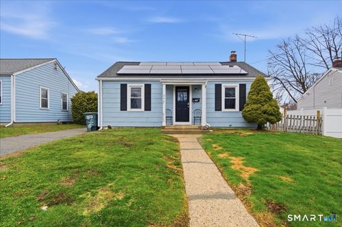 646 Merritt St, Bridgeport, CT, 06606-3339 | Card Image