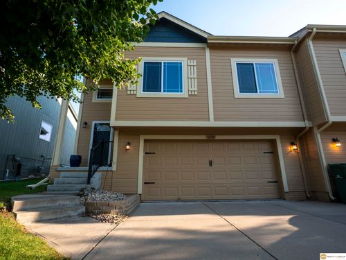 16308 Camden Ave, Omaha, NE, 68116-8046 | Card Image