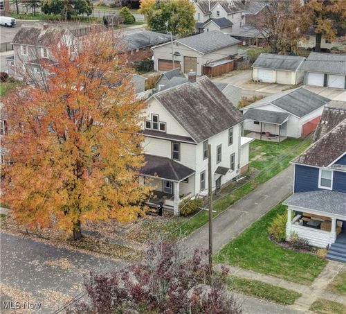 1018 Prospect Ave Nw, New Philadelphia, OH, 44663-1073 | Card Image