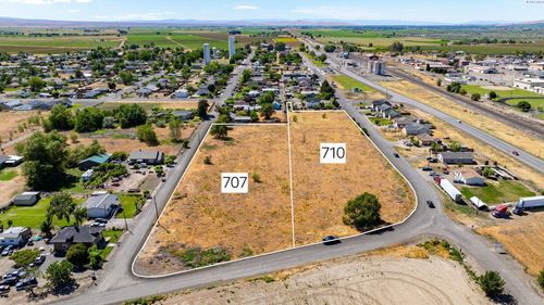 707 Fern St, Mabton, WA, 98935-9777 | Card Image