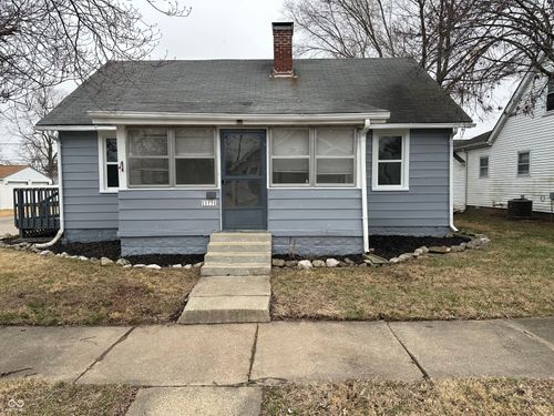 1731 Newton St, Columbus, IN, 47201-5272 | Card Image