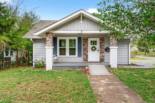 775 Greenwood Ave, Clarksville, TN, 37040-4079 | Card Image