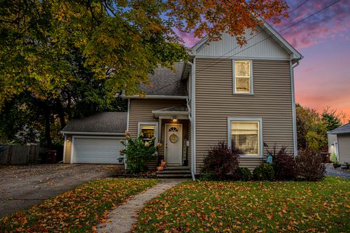 311 S Marshall Ave, Marshall, MI, 49068-1656 | Card Image