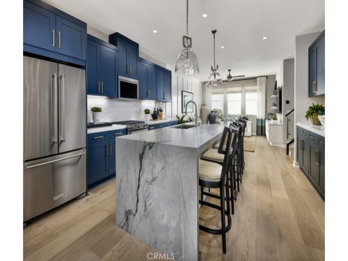 2743 Everly Dr, San Diego, CA, 92108-2664 | Card Image