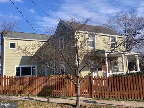 109 N Brookside Dr, ARLINGTON, VA, 22201-1121 | Card Image