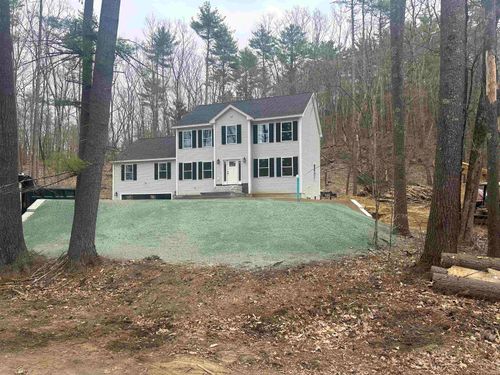 152 Brewster Rd, Barrington, NH, 03825-5807 | Card Image