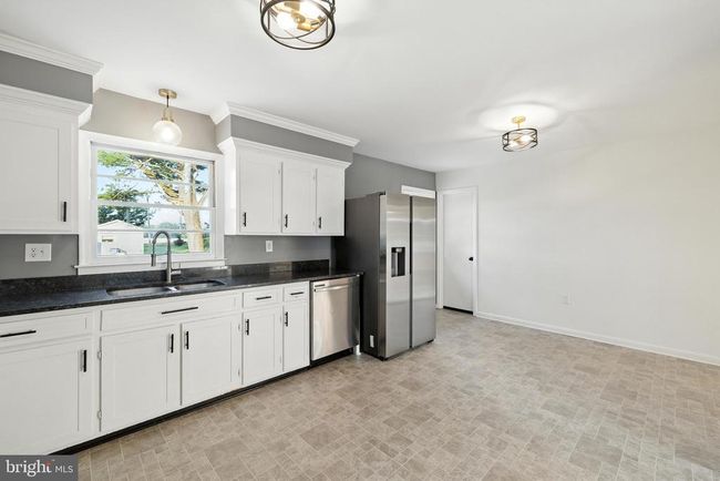 6 Charles St, House other with 3 bedrooms, 2 bathrooms and null parking in LURAY VA | Image 8
