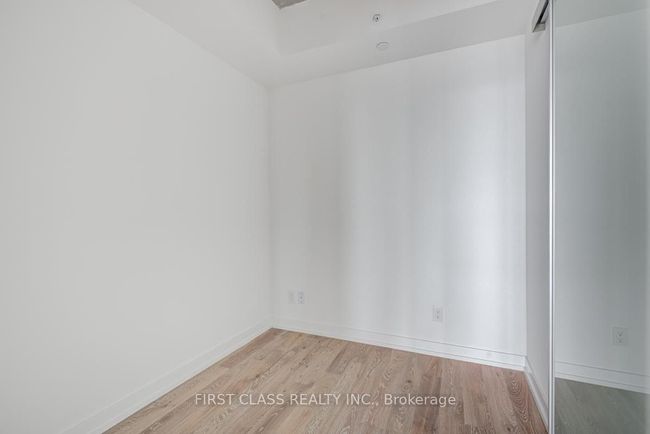 4111 - 161 Roehampton Ave, Condo with 2 bedrooms, 2 bathrooms and 1 parking in Toronto ON | Image 9