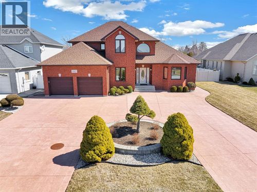 1912 Corbi Lane, Tecumseh, ON, N8N5C8 | Card Image