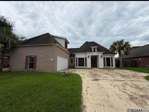 11414 Pleasant Knoll Dr, Denham Springs, LA, 70826 | Card Image