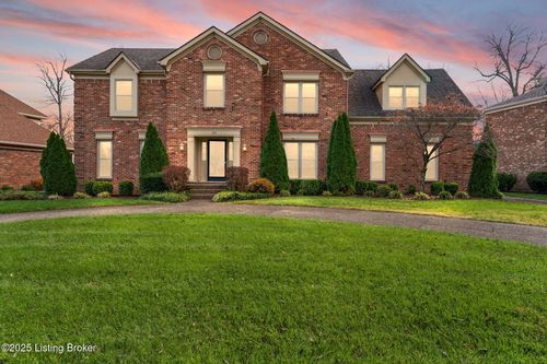 305 Lake Forest Pkwy, Louisville, KY, 40245-4652 | Card Image