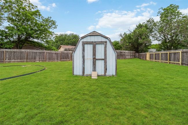 11204 Applewood Dr, House other with 4 bedrooms, 2 bathrooms and 4 parking in Austin TX | Image 26