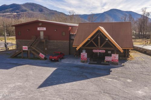 118 First Ave, Hampton, TN, 37658-3369 | Card Image