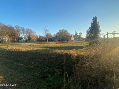 15845 Falcon Rd, Neosho, MO, 64850-6344 | Card Image