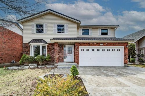 110 Imperial Rd N, Guelph, ON, N1H7Z5 | Card Image
