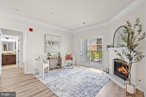 unit-6213-1571 Spring Gate Dr, MCLEAN, VA, 22102-3435 | Card Image
