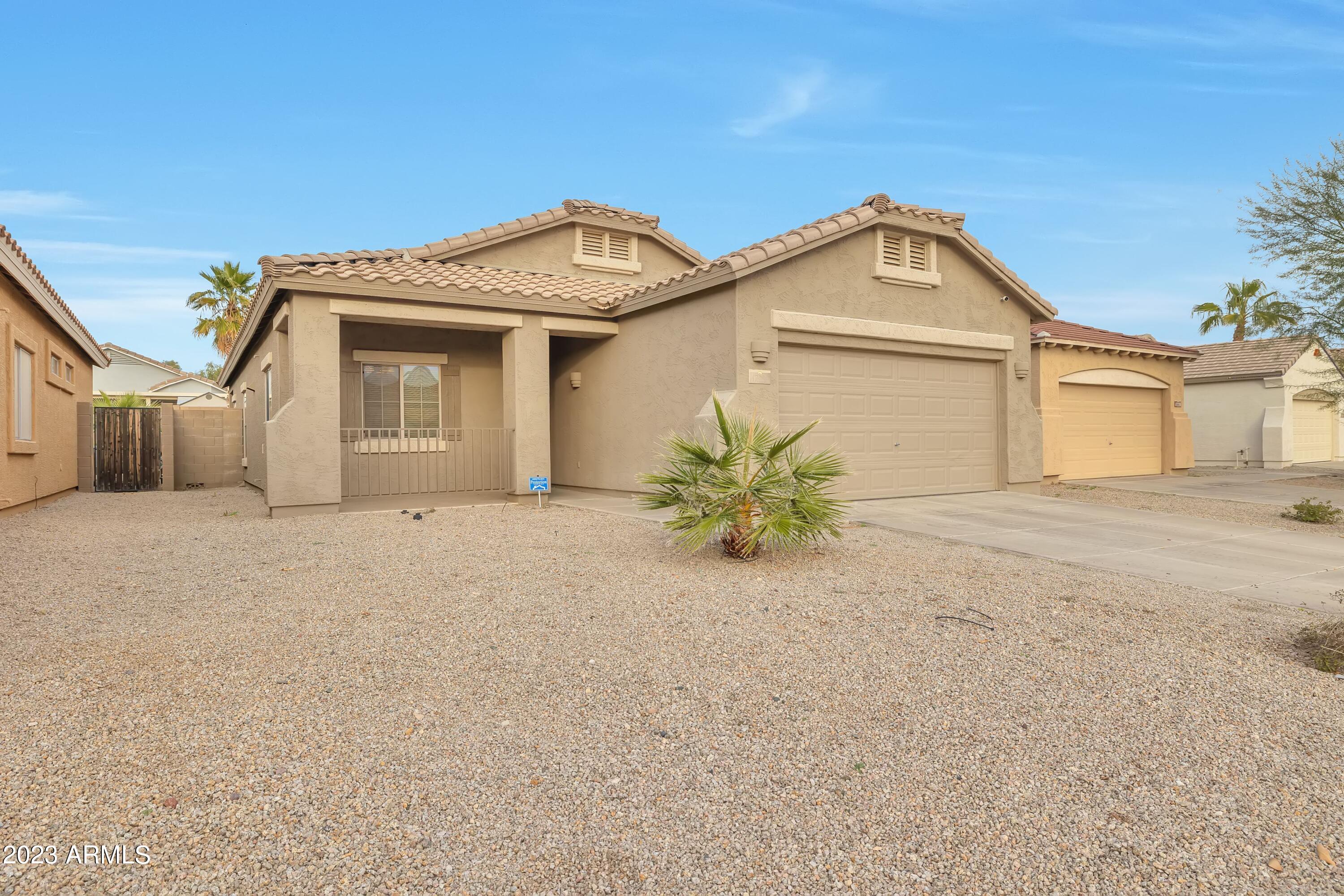 17234 W Desert Lane, Sold in Surprise - Zoocasa