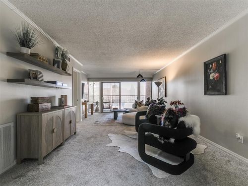 apt-20-6100 N Brookline Ave, Oklahoma City, OK, 73112-4338 | Card Image