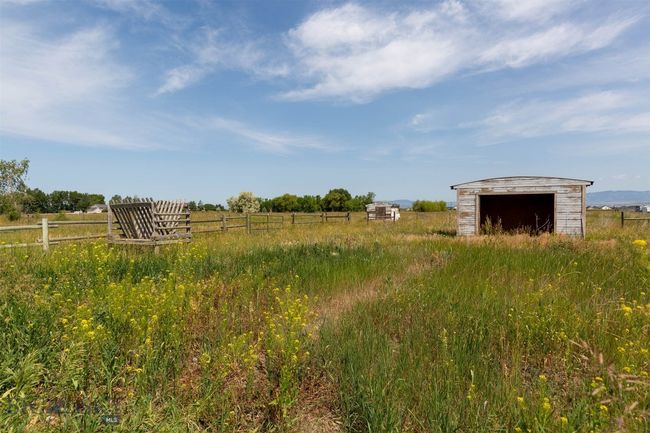 605 E Cameron Bridge Rd, House other with 3 bedrooms, 3 bathrooms and null parking in Bozeman MT | Image 8