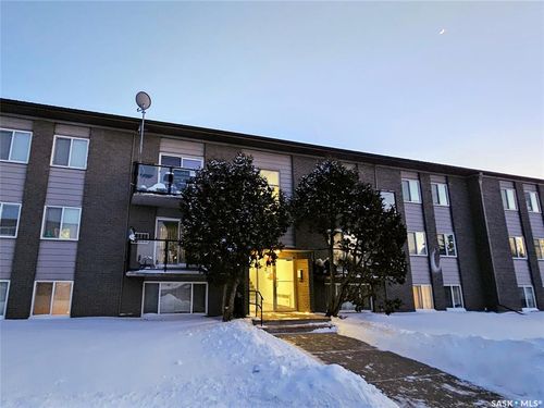 13-2 Summers Place, Saskatoon, SK, S7H3W4 | Card Image