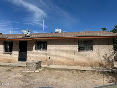 e-7828 West Dr, El Paso, TX, 79915-3064 | Card Image