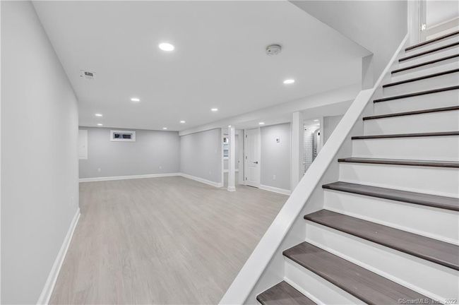 141 Ridgeview Ave, House other with 4 bedrooms, 3 bathrooms and 6 parking in Trumbull CT | Image 31