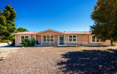 19 Road 1800, Farmington, NM, 87401-9628 | Card Image
