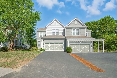 5-5 Frostpane Ln, Hopkinton, MA, 01748-2781 | Card Image
