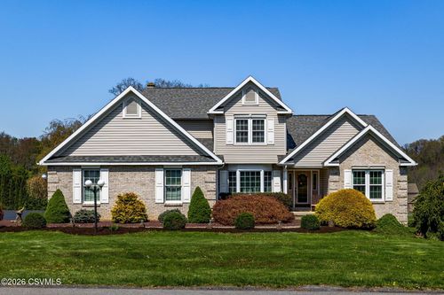 216 Meadowview Dr, Selinsgrove, PA, 17870-8614 | Card Image