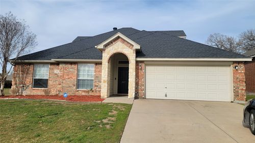 247 Spoke Trl, Willow Park, TX, 76087-3127 | Card Image