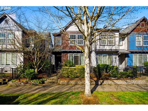 1211 Se Tamango St, Hillsboro, OR, 97123-4884 | Card Image