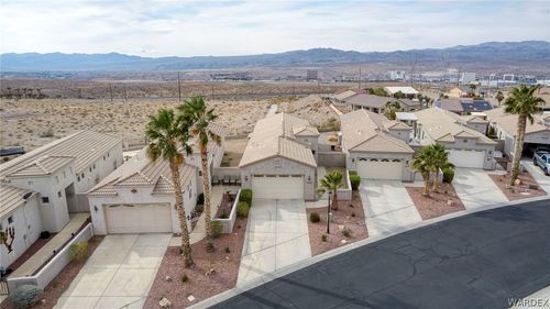 1045 Bella Luna Dr, Bullhead City, AZ, 86429-5935 | Card Image