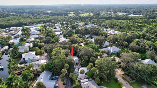 576 Sw Rustic Cir, House other with 3 bedrooms, 2 bathrooms and null parking in Stuart FL | Image 66